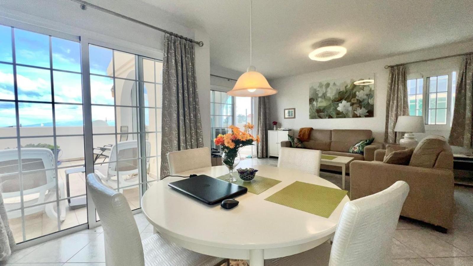 Villa Parque Del Conde, Ocean View 아데제 외부 사진